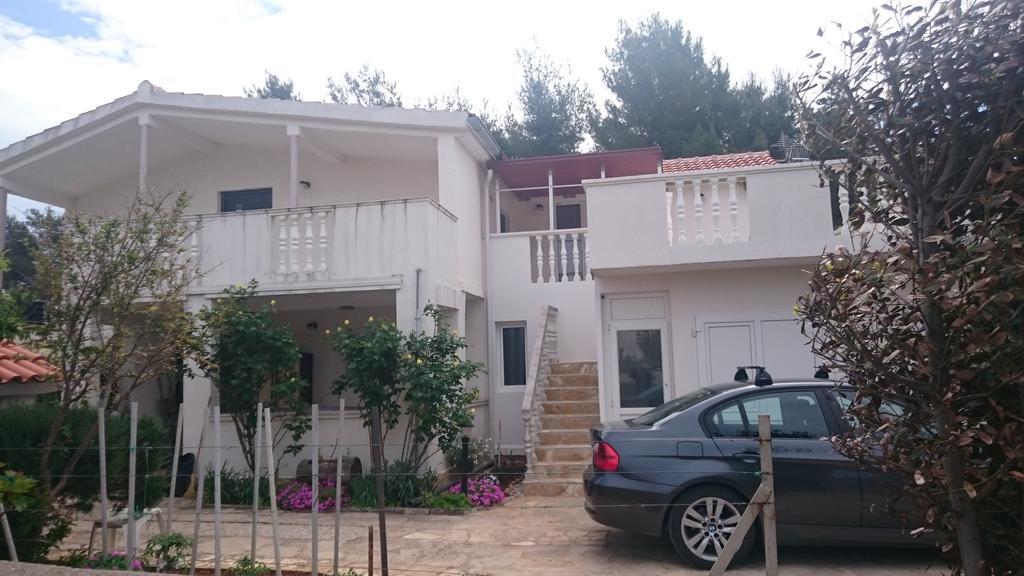 Apartments Mas-Rafaj Vir Exterior foto