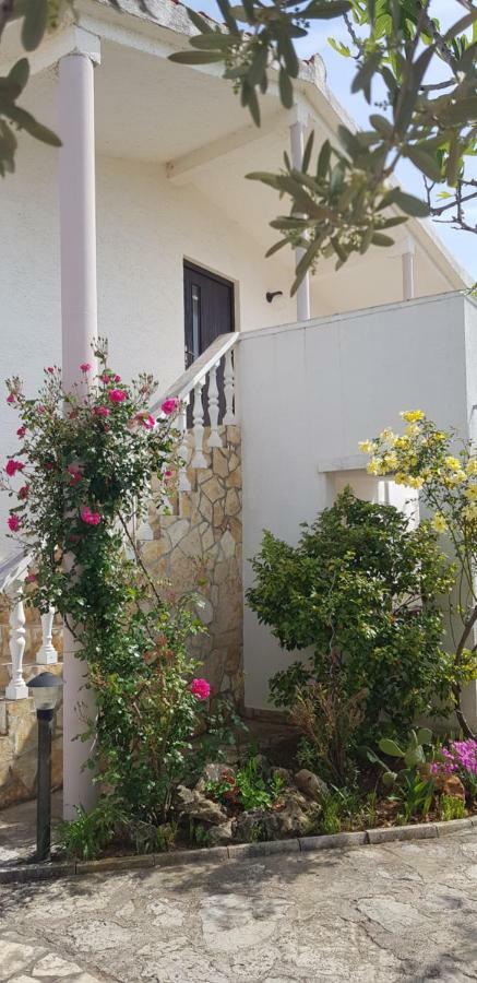 Apartments Mas-Rafaj Vir Exterior foto